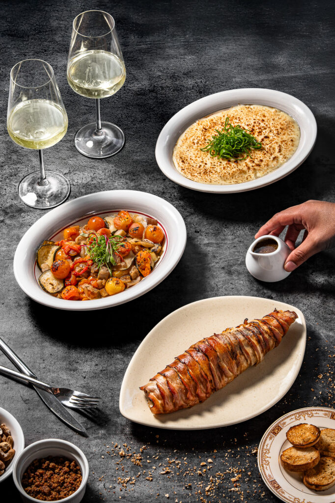 Fotografía Gastronómica de Solomillo, Ratatouille y Souffle de Papa